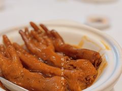 鲍汁凤爪-白天鹅宾馆-宏图府餐厅