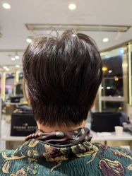 -一東造型烫发染发