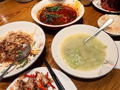 -爱碗亭·鲜炒湖南菜(壹城中心店)