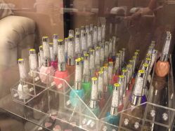 Slowlife Nail 慢生活美甲-S · Nail 自助美甲美睫