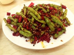 伊兰传统特色美食-伊兰津范儿