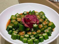 黑椒牛肉拼秋葵-将相和·海鲜蒸饺大连菜