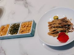 -荷塘秋月·本帮江浙菜(国权路店)