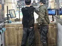 -都市枪神实弹射击俱乐部