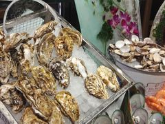 -大中华希尔顿酒店-念自助餐·嗨啤·小龙虾