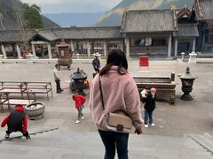 -冕宁灵山寺