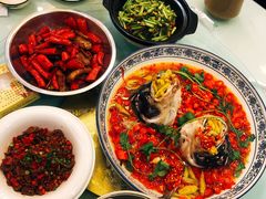 -湘潭九龙鱼头店(城南西路店)