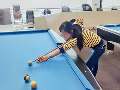 -上海宝宁宝马4S店