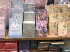 -名创优品(山东青岛华润万象城店)