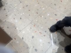 -香港新发烧腊茶餐厅(水围店)