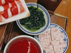 -沸炉重庆老火锅(军事博物馆店)