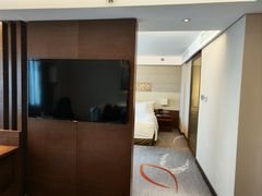 -广州中心皇冠假日酒店