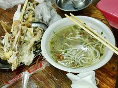 抱罗粉-吉英盐焗鸡(文中路店)
