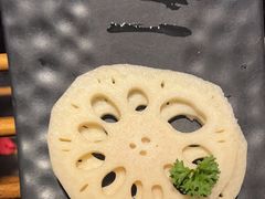 -老牌坊云南鱼豆花火锅(哈西万达店)