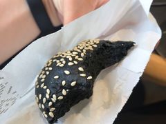 黑炭芝麻烤面包-Peet's Coffee皮爷咖啡(大学路店)