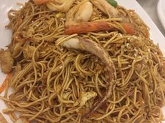 黄牌海鲜炒面-吉源大排档·鱼生·海鲜(烧烤彩印厂店)