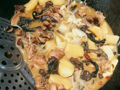 -袁小二大东北铁锅炖(吉祥村总部)