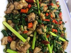 -金渝海鲜烧烤万州烤鱼店
