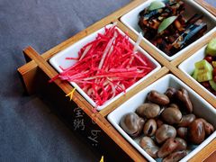 餐前凉菜四拼-羲和雅苑•北京烤鸭(平安国际金融中心店)