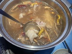 -千岛蚝高压锅生蚝·人参火锅(白云万达店)