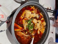 -渝是乎酸菜鱼(龙旗购物中心店)