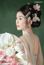 -青禾蒙娜丽莎婚纱摄影(武汉总店)