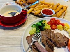 -必胜客(机场路店)