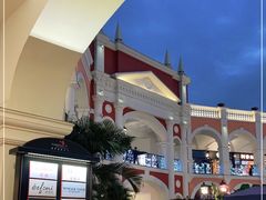 -佛罗伦萨小镇广佛名品奥特莱斯(疏港路店)