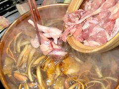 -阿山卓·野生菌火锅·纳西火塘烤肉