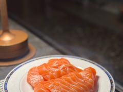 -亚洲国际大酒店·云顶阁旋转自助餐厅