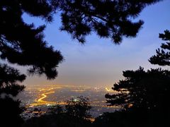 -鬼笑石后山停车场