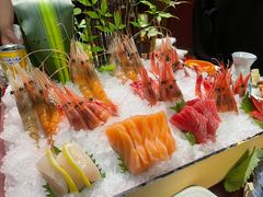 -万岛日本料理铁板烧(梅赛德斯奔驰店)