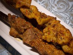 戈壁滩红柳烤肉-巴扎美食·新疆菜·西域歌舞表演餐厅(新疆大厦店)