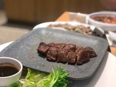 石烧澳洲牛排-东方柏宴