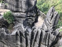 -梭布垭石林景区