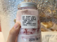 -正飞鲜奶(吐鲁番路店)