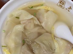 刀鱼馄饨-老半斋(福州路店)