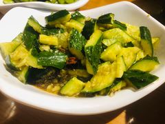 -霄汉牛三鲜湖北砂锅菜(万松园2店)