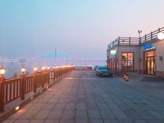 -LENBACH兰巴赫西餐啤酒坊(大连星海广场店)