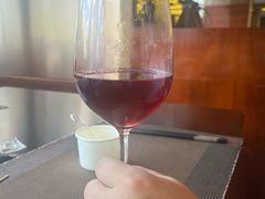 -大中华希尔顿酒店-念自助餐·嗨啤·小龙虾