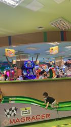 -莫莉幻想儿童乐园(武汉经开永旺店)