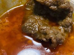 甩甩牛肉-渝嘴小老弟老火锅(华新村店)