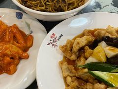 -桃园中华料理炸酱面(燕儿岛路店)