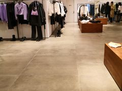 -URBAN REVIVO(西安Momopark店)