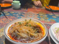 -乡村馕坑肉·烧烤·新疆菜·本地人更爱吃(阿勒泰首店)