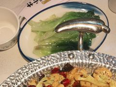 -小鱼小牛·鱼牛干锅·脆鱼火锅(世欧广场店)