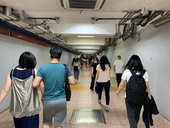 -建国门(地铁站)