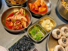 -草家酱蟹炭火烤肉店(珲春南路一店)