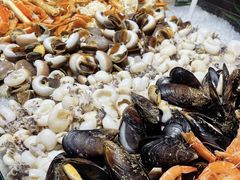 -飨食汇全日制餐厅·昆山皇冠假日酒店(九方店)