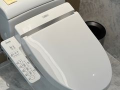 -深圳国际会展中心希尔顿酒店(前海华发冰雪世界店)